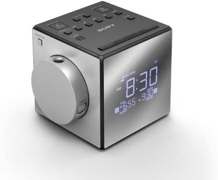 Радіобудильником Sony 830 фото